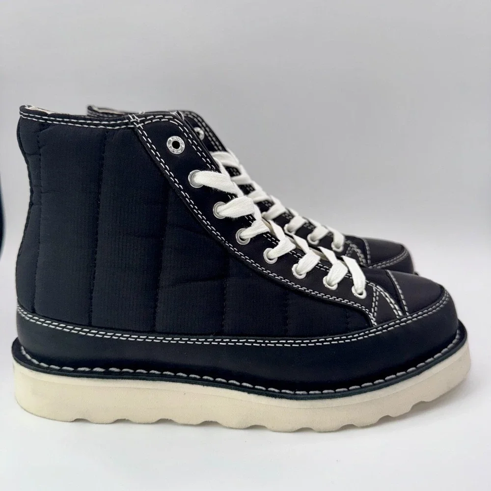 Good‎ News Roopa Quilted Boots Men's Size 9 Black White Puffer